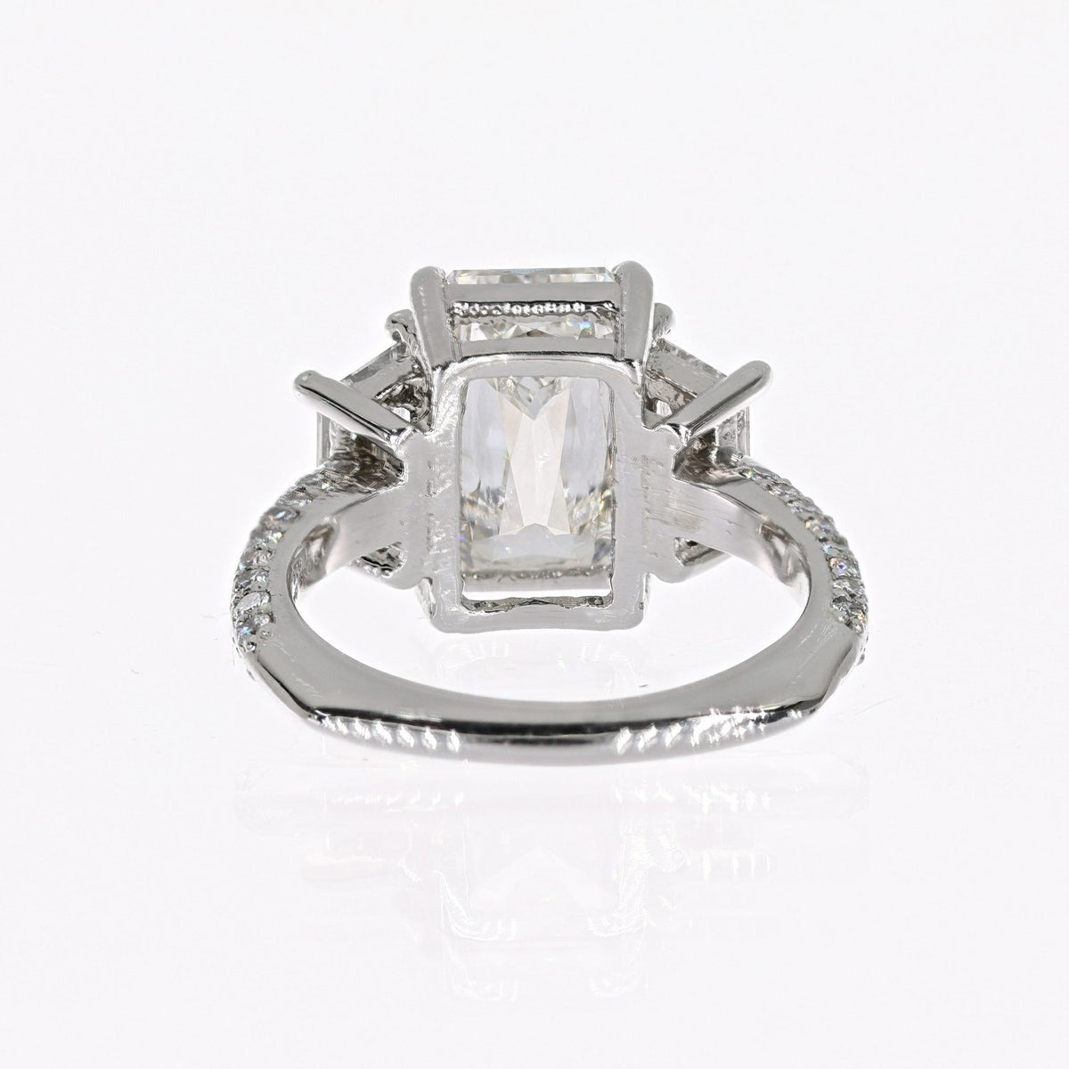 Platinum  Lab-Created Diamond Ring 4.00ct G,VVS2