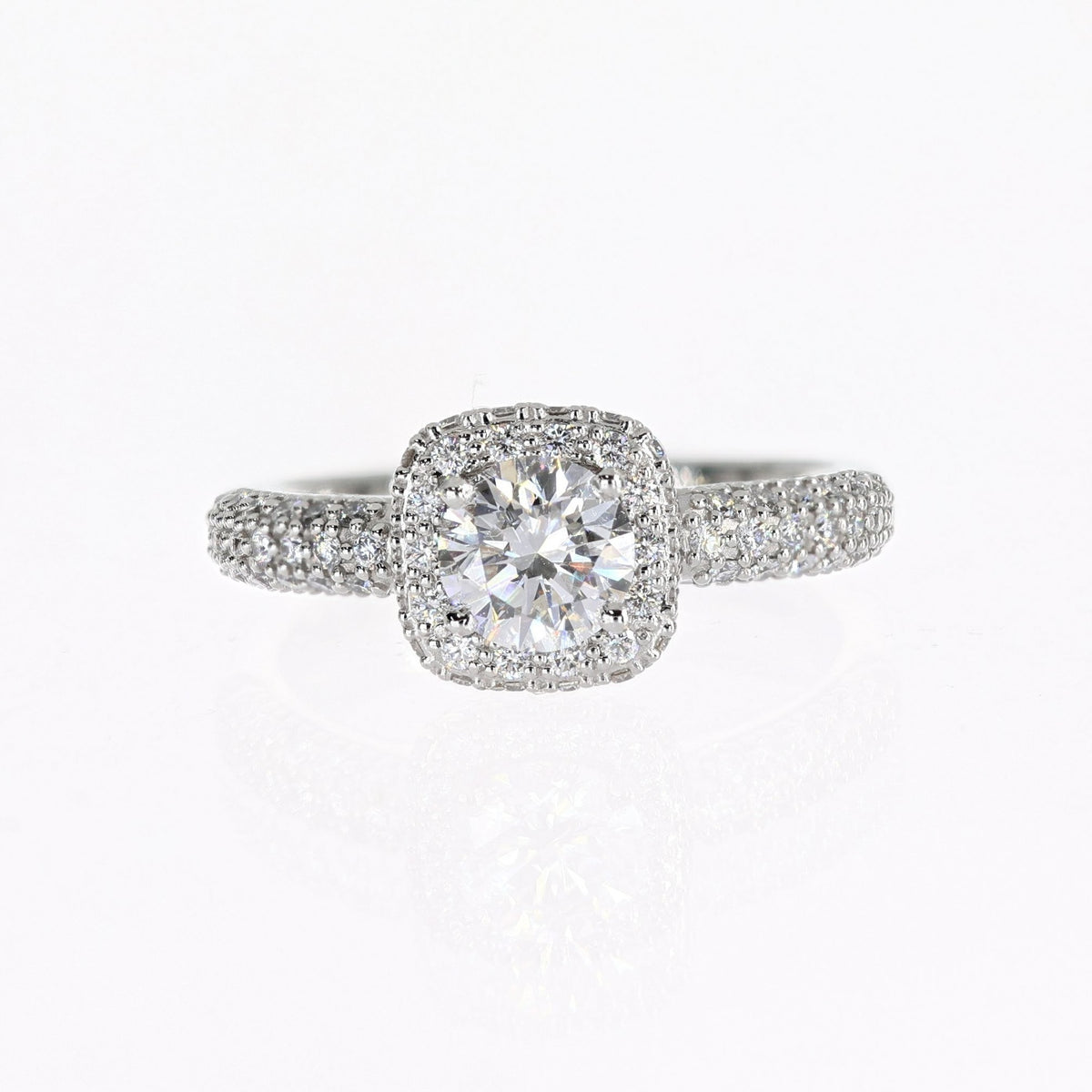 Platinum Round G-H,SI,Round Lab-Created Diamond Ring 0.77ct E,VS1